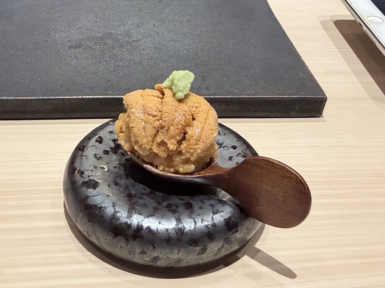 Le nigiri — Oursin (gonades)